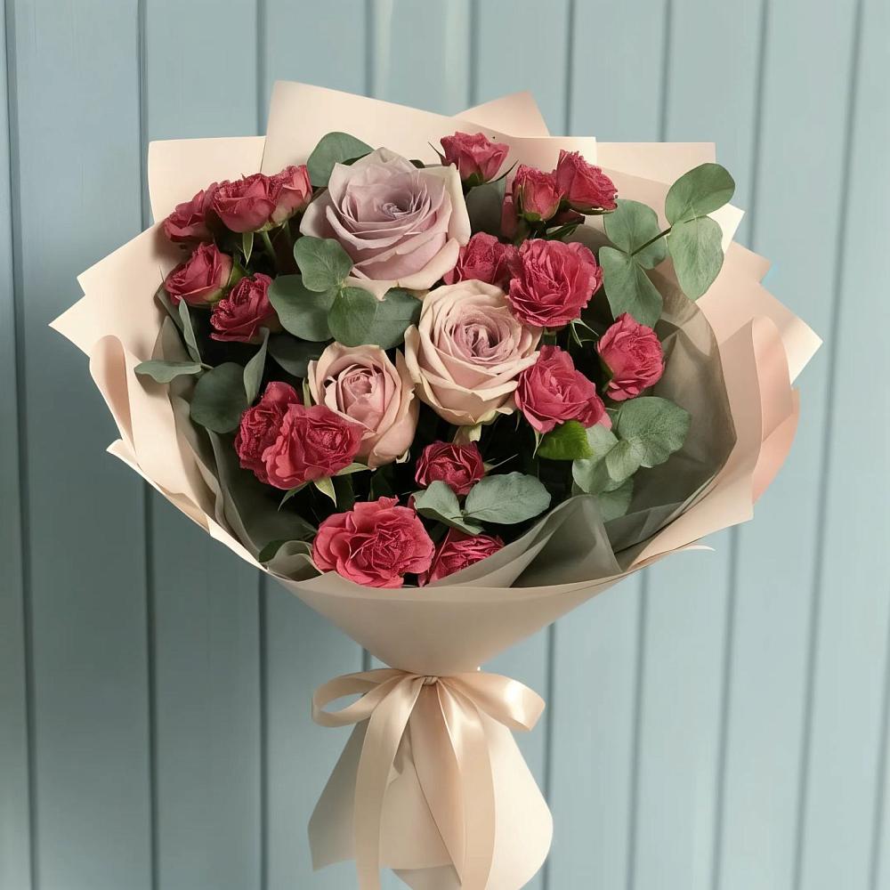 Букет цветов из: Гвоздики и Розы в Икряном