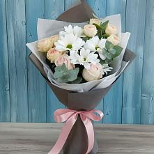 Букет цветов из:  Хризантемы и Розы #REPLACE_PRED# Икряном