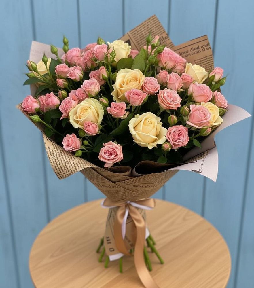 Букет цветов из: Розы в Икряном