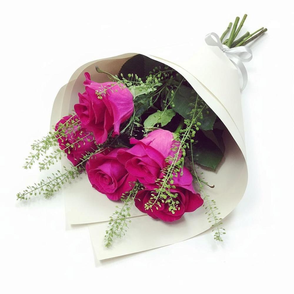 Букет цветов из: Розы в Икряном