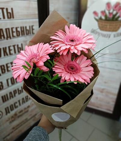 Букет цветов из: Герберы в Икряном