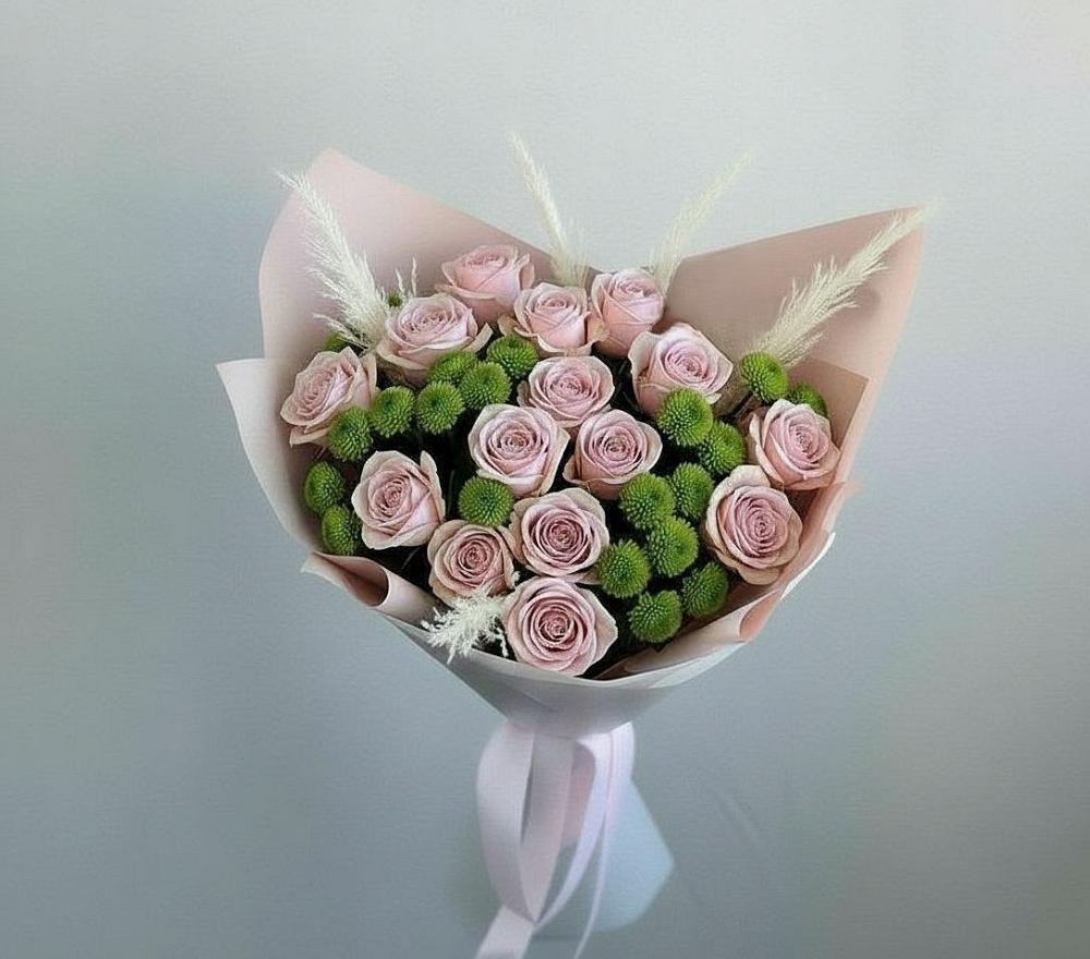 Букет цветов из: Розы и Хризантемы в Икряном