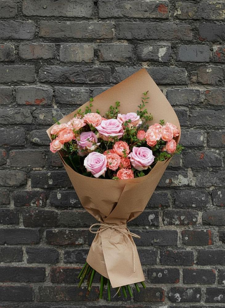 Букет цветов из: Розы в Икряном