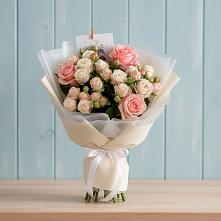 Букет цветов из:  Розы #REPLACE_PRED# Икряном