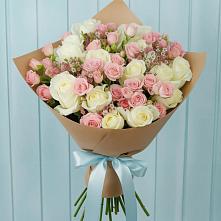 Букет цветов из:  Розы в Икряном