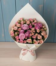 Букет цветов из:  Розы в Икряном